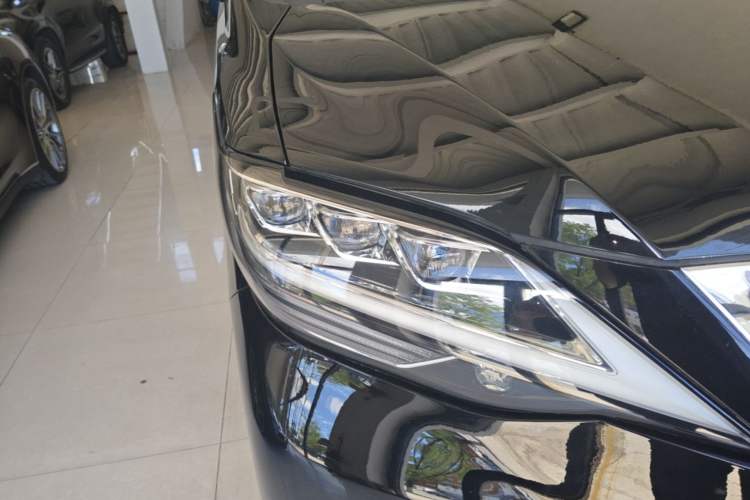 Used Lexus LM 2020 300h Seven-Seat Elegant Edition Right Front Headlight