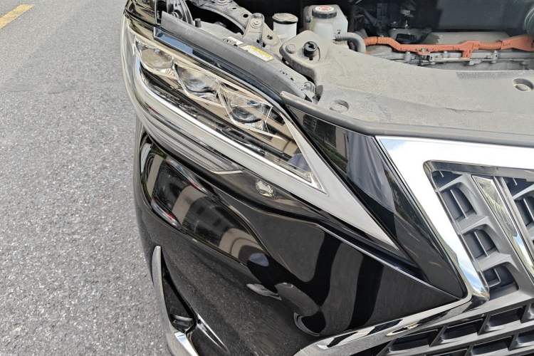 Used Lexus LM 2020 300h Four-Seat Grand Edition Right Front Headlight