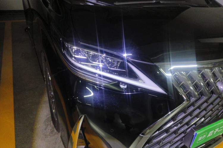 Used Lexus LM 2020 300h Four-Seat Grand Edition Right Front Headlight