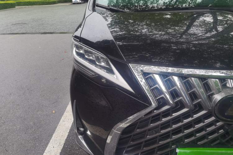 Used Lexus LM 2020 300h Seven-Seat Elegant Edition Right Front Headlight