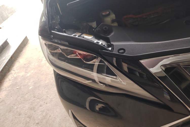 Used Lexus LM 2020 300h Four-Seat Grand Edition Right Front Headlight