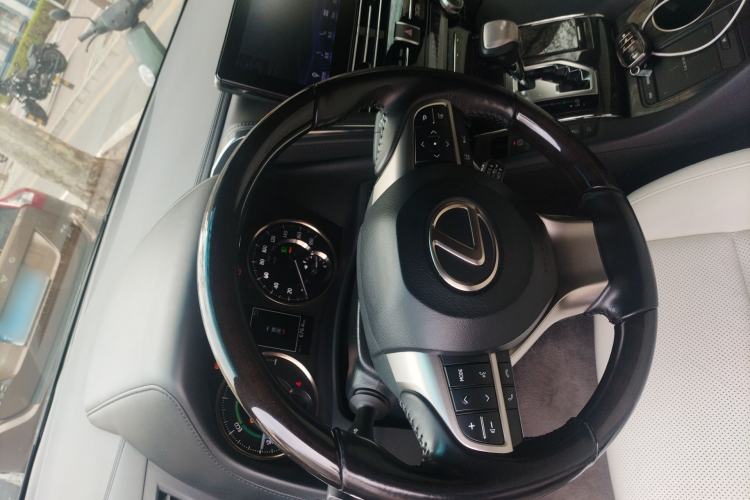 Used Lexus LM 2020 300h Four-Seat Grand Edition Steering Wheel