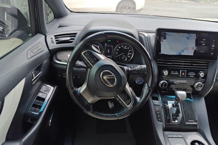 Used Lexus LM 2020 300h Seven-Seat Elegant Edition Steering Wheel