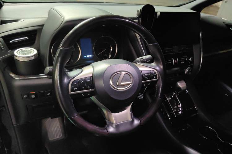 Used Lexus LM 2020 300h Four-Seat Grand Edition Steering Wheel