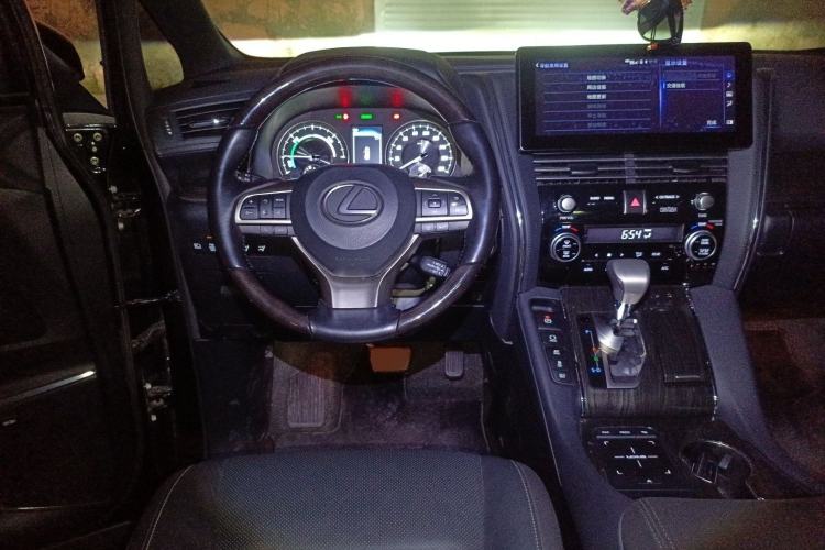 Used Lexus LM 2020 300h Seven-Seat Elegant Edition Steering Wheel
