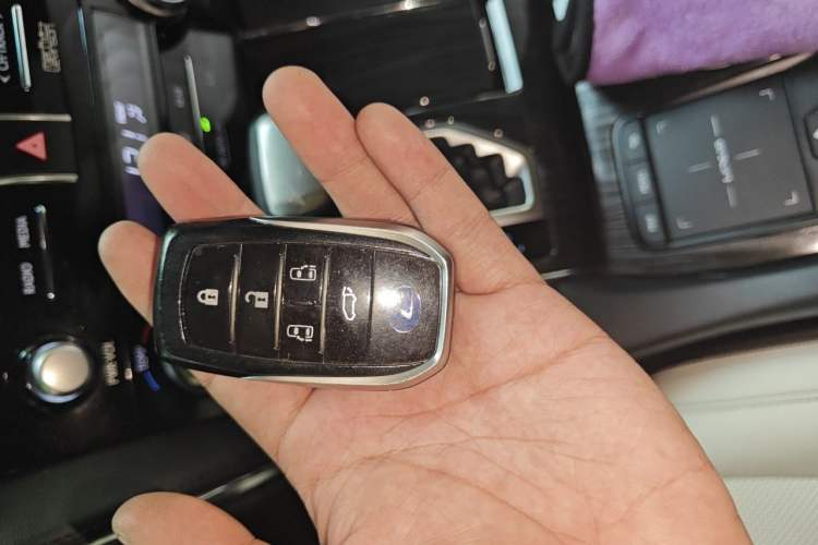 Used Lexus LM 2020 300h Four-Seat Grand Edition Vehicle Key
