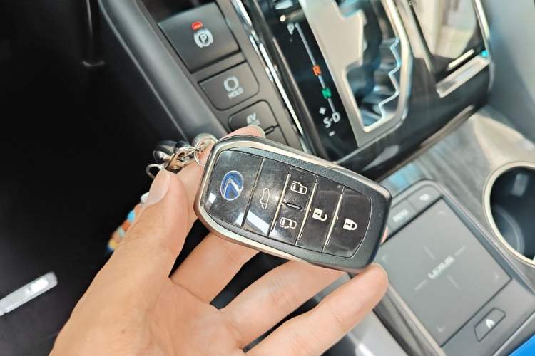 Used Lexus LM 2020 300h Four-Seat Grand Edition Vehicle Key