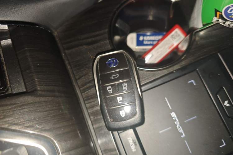 Used Lexus LM 2020 300h Seven-Seat Elegant Edition Vehicle Key