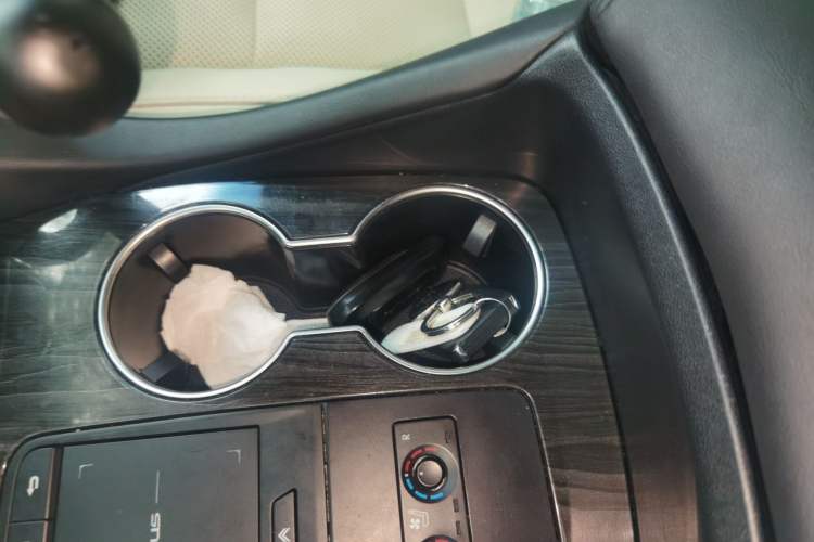 Used Lexus LM 2020 300h Seven-Seat Elegant Edition Vehicle Key