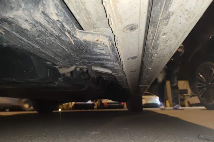 Used Lexus LM 2020 300h Four-Seat Grand Edition Chassis Front Left