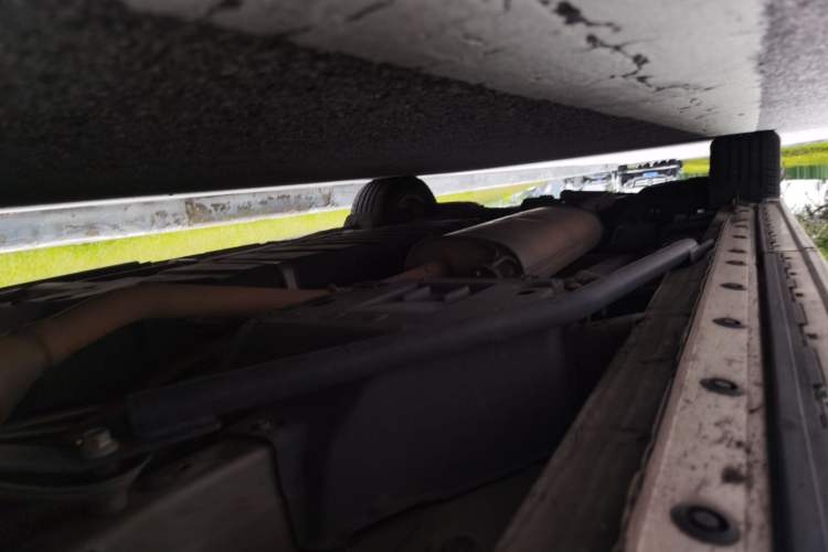 Used Lexus LM 2020 300h Seven-Seat Elegant Edition Chassis Front Right