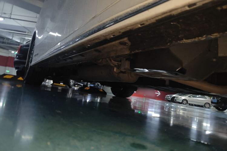 Used Lexus LM 2020 300h Seven-Seat Elegant Edition Chassis Front Right