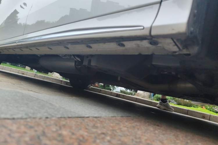 Used Lexus LM 2020 300h Four-Seat Grand Edition Chassis Front Right