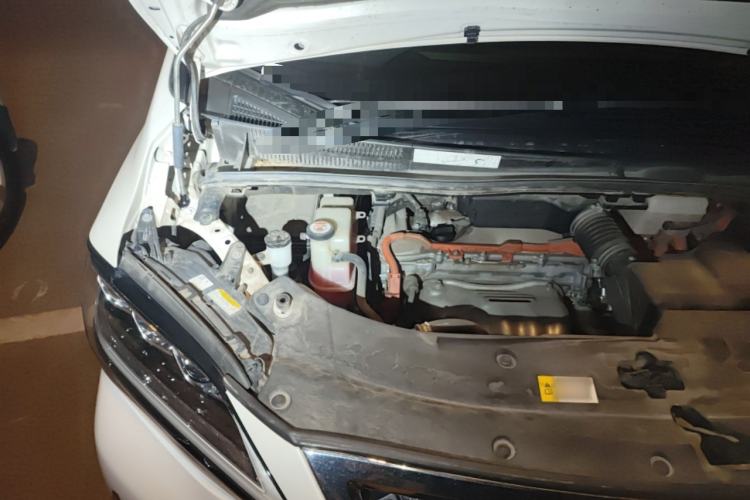 Used Lexus LM 2020 300h Four-Seat Grand Edition Engine Bay Right