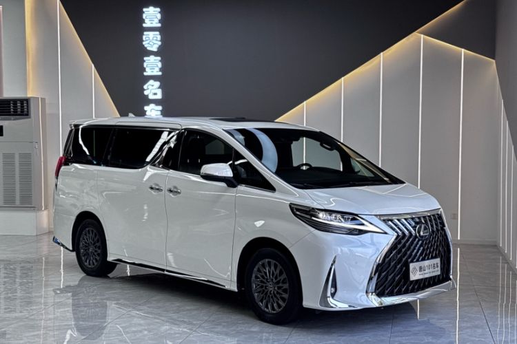 Used Lexus LM 2020 300h Four-Seat Grand Edition Exterior 2