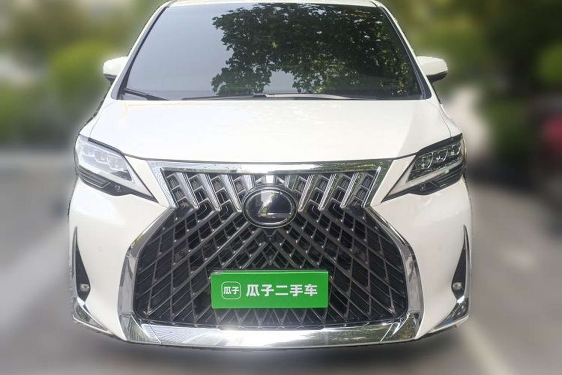 Used Lexus LM 2020 300h Four-Seat Grand Edition Front