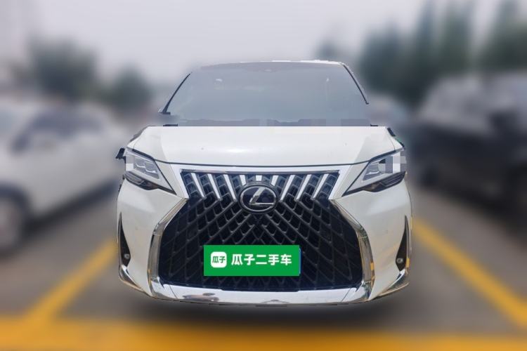 Used Lexus LM 2020 300h Seven-Seat Elegant Edition Front