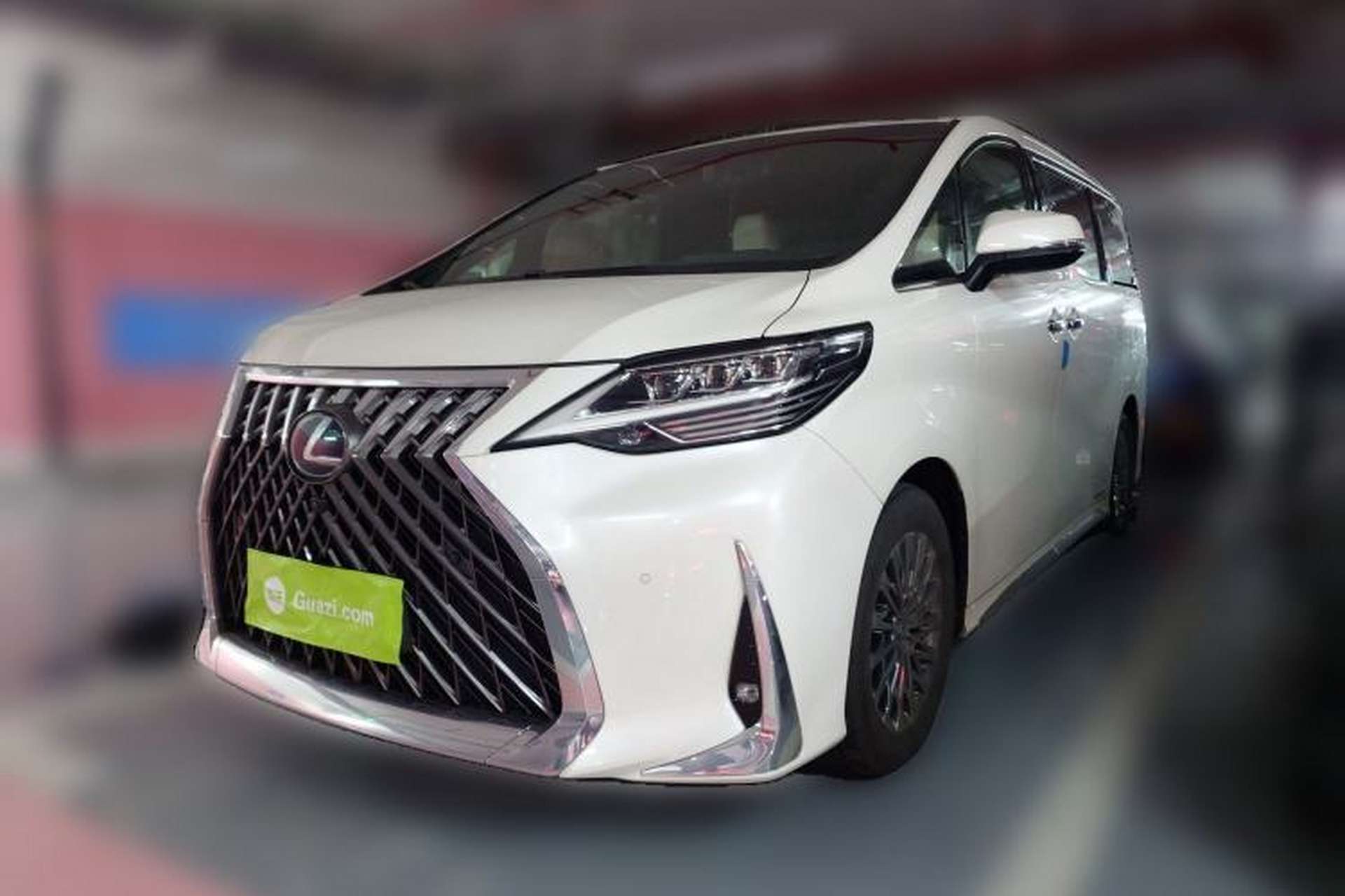 Used Lexus LM 2020 300h Four-Seat Grand Edition Front Left 45 Deg