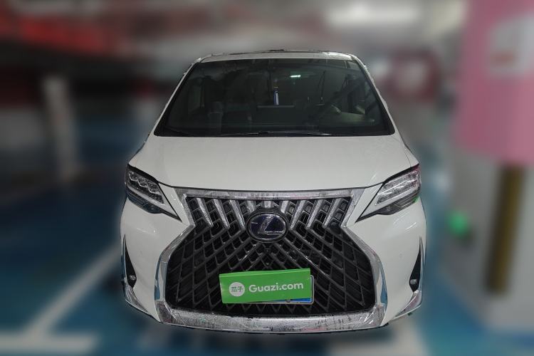 Used Lexus LM 2020 300h Seven-Seat Elegant Edition Front