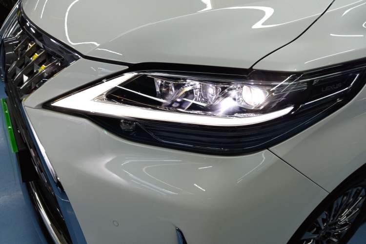 Used Lexus LM 2020 300h Seven-Seat Elegant Edition Left Front Headlight