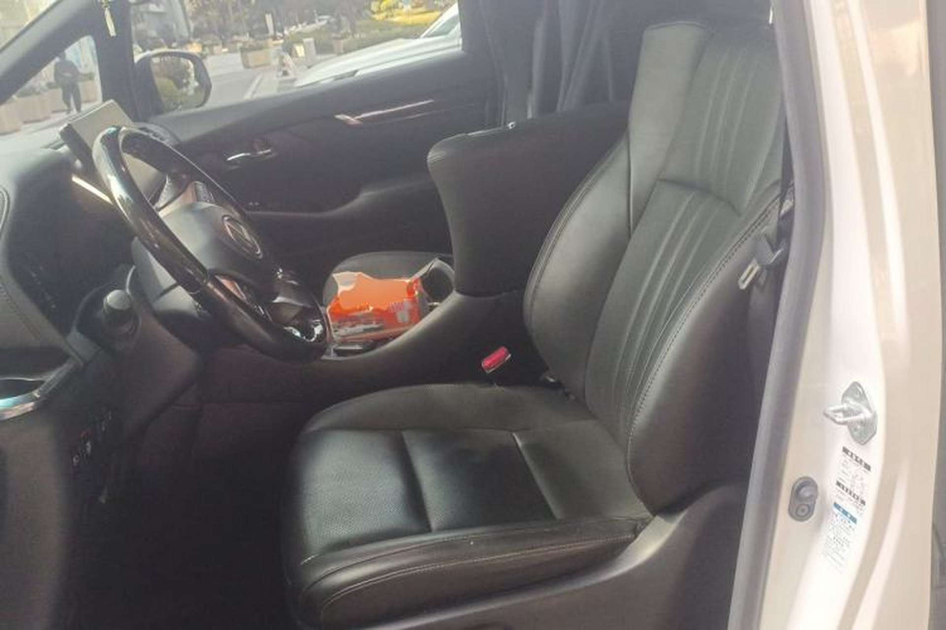Used Lexus LM 2020 300h Four-Seat Grand Edition Left Front Seat
