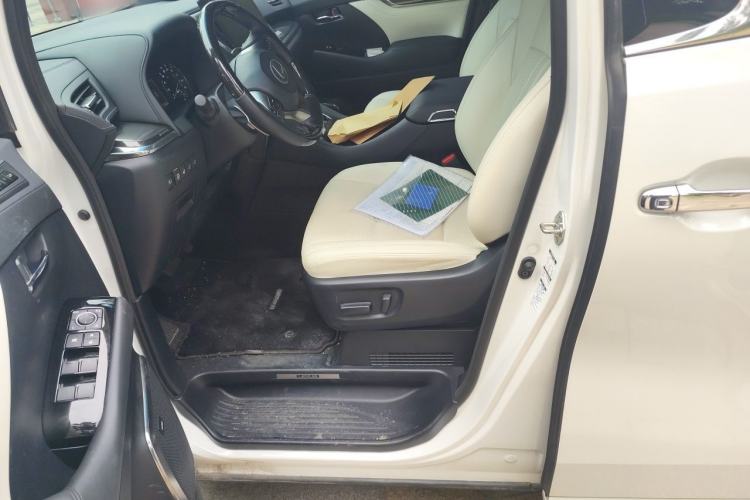 Used Lexus LM 2020 300h Four-Seat Grand Edition Left Front Seat