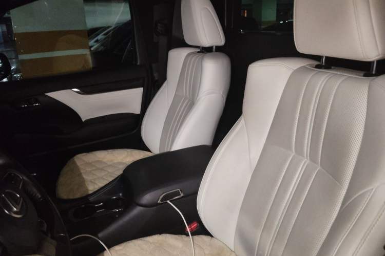 Used Lexus LM 2020 300h Four-Seat Grand Edition Left Front Seat