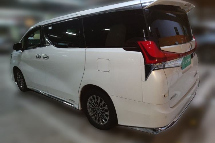 Used Lexus LM 2020 300h Four-Seat Grand Edition Rear Left 45 Deg