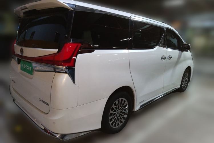 Used Lexus LM 2020 300h Four-Seat Grand Edition Rear Right 45 Deg