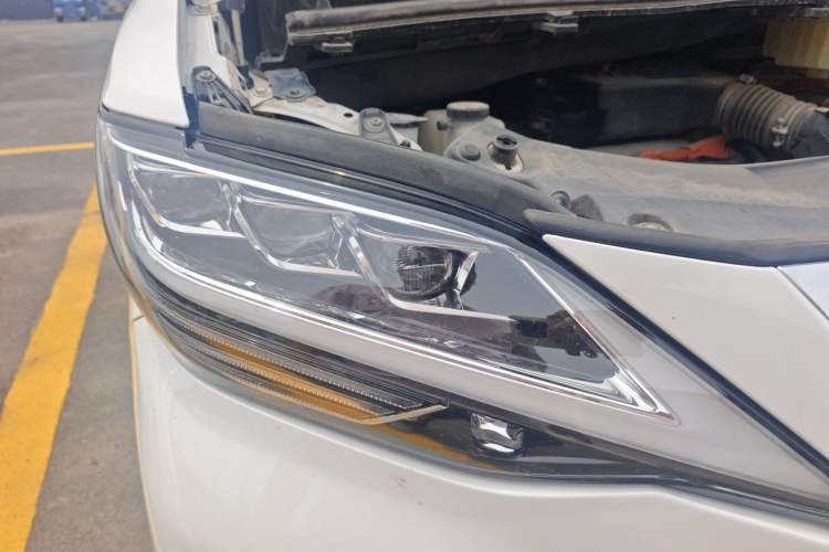 Used Lexus LM 2020 300h Seven-Seat Elegant Edition Right Front Headlight