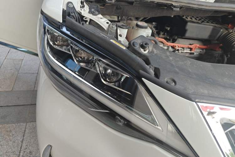 Used Lexus LM 2020 300h Seven-Seat Elegant Edition Right Front Headlight