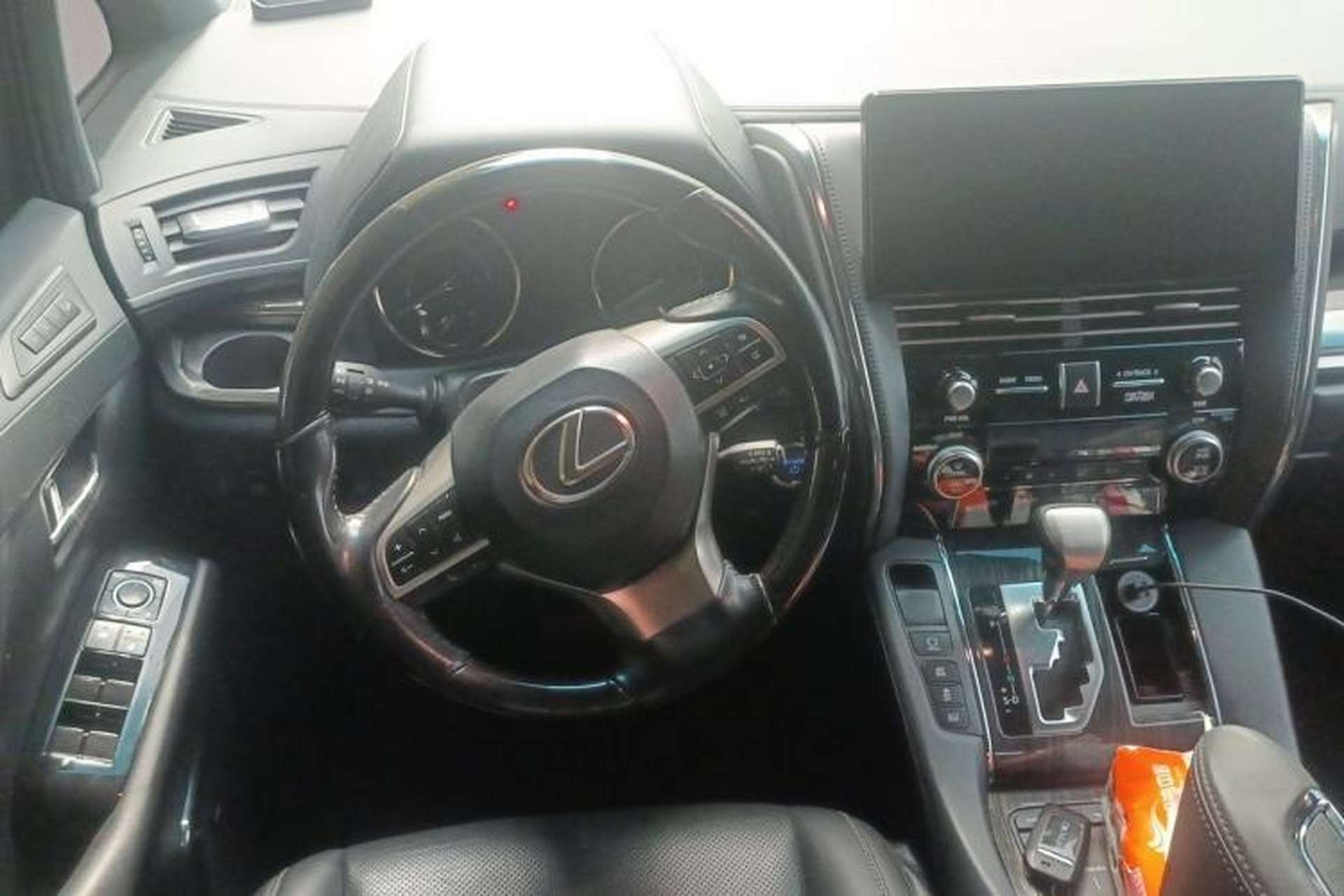Used Lexus LM 2020 300h Four-Seat Grand Edition Steering Wheel