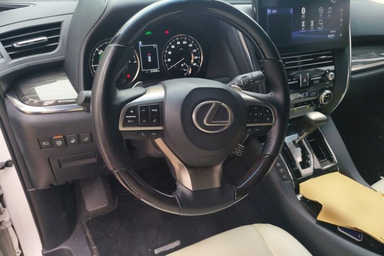 Used Lexus LM 2020 300h Four-Seat Grand Edition Steering Wheel