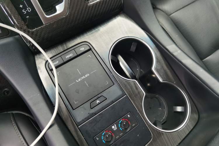 Used Lexus LM 2020 300h Seven-Seat Elegant Edition Vehicle Key