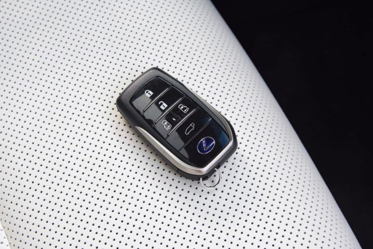 Used Lexus LM 2020 300h Four-Seat Grand Edition Vehicle Key