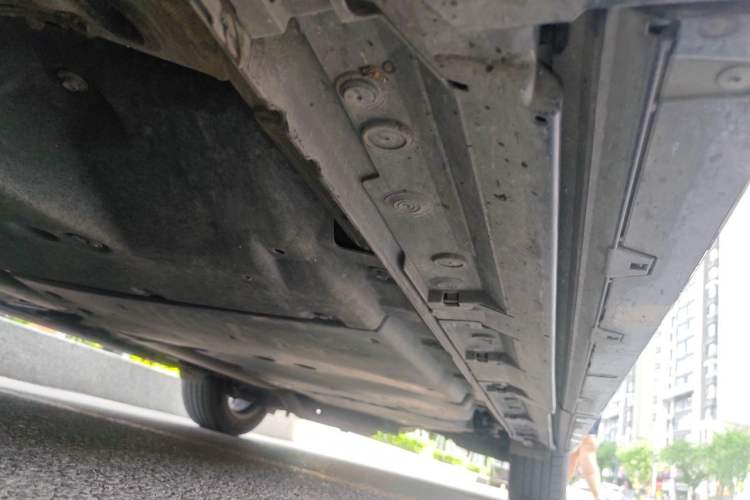 Used Lexus LM 2023 500h Six-Seater Prestige Edition Chassis Front Left