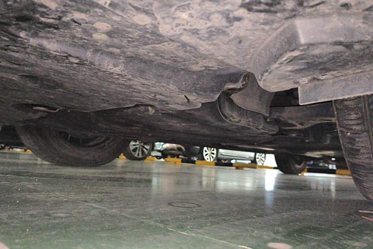 Used Lexus LM 2023 500h Six-Seater Prestige Edition Chassis Front Left