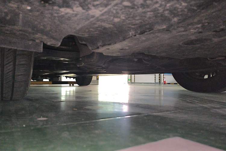 Used Lexus LM 2023 500h Six-Seater Prestige Edition Chassis Front Right