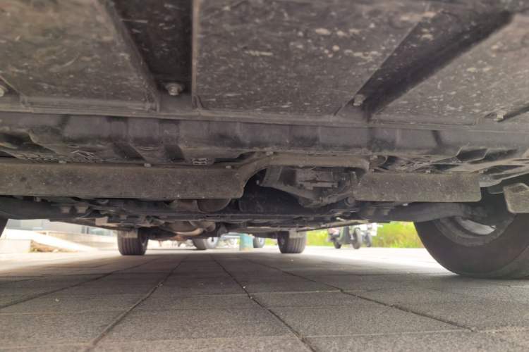 Used Lexus LM  Chassis Front