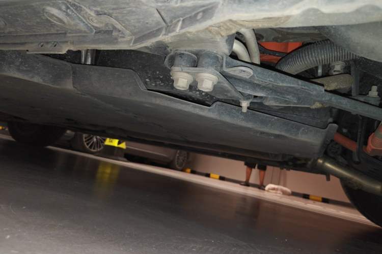 Used Lexus LM 2023 500h Six-Seater Prestige Edition Chassis Rear Left