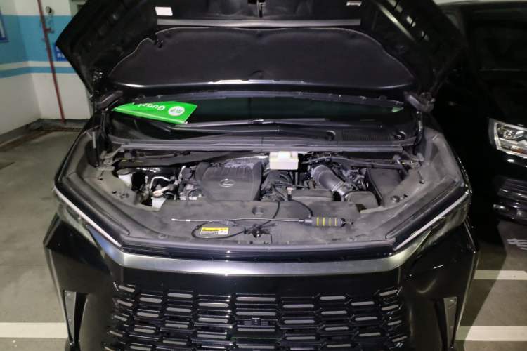 Used Lexus LM 2023 500h Six-Seater Prestige Edition Engine Bay