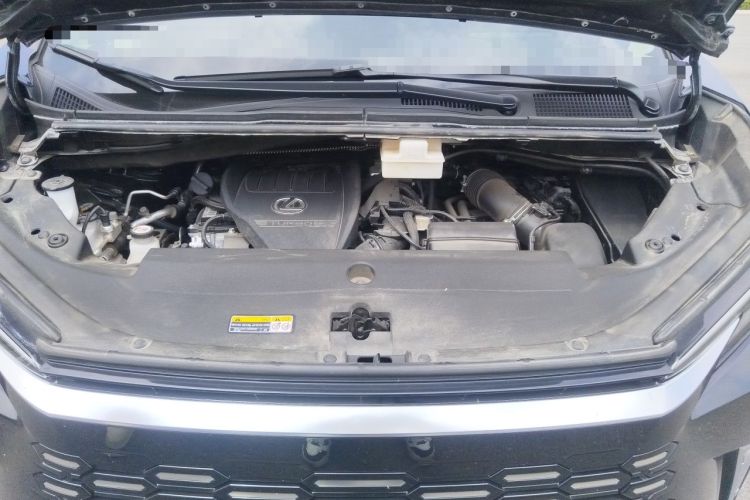 Used Lexus LM 2023 500h Six-Seater Prestige Edition Engine Bay