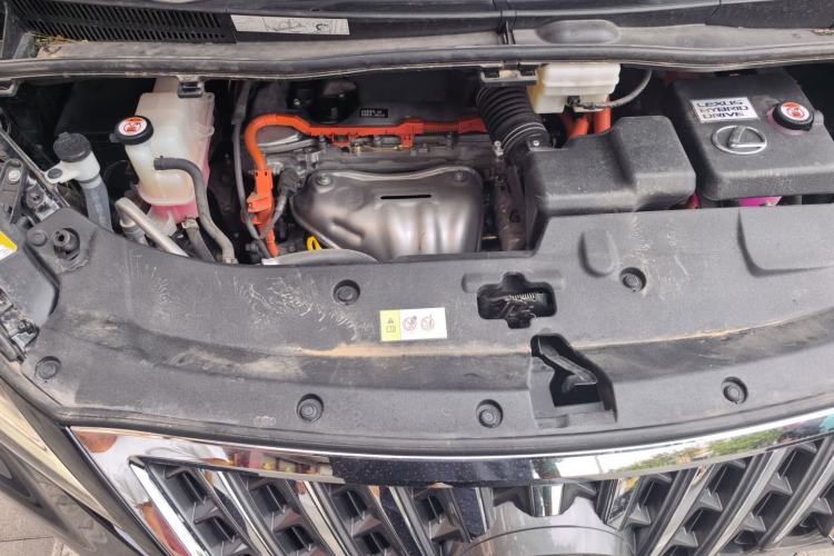 Used Lexus LM  Engine Bay