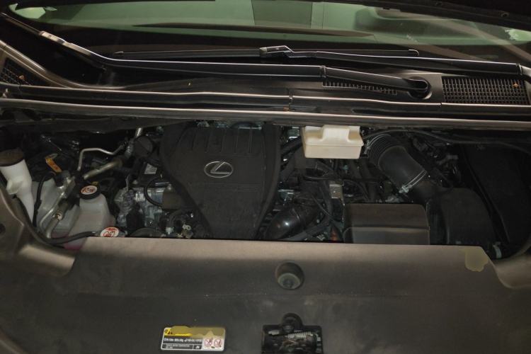 Used Lexus LM 2023 500h Six-Seater Prestige Edition Engine Bay