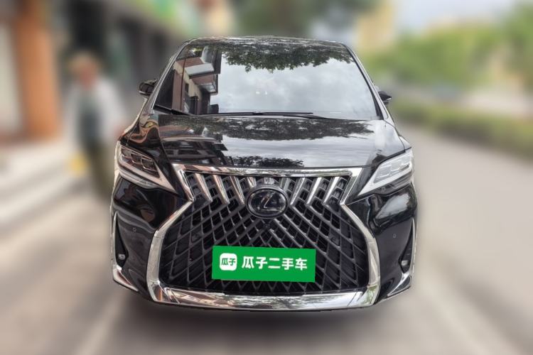 Used Lexus LM  Front