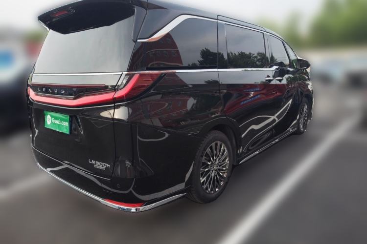 Used Lexus LM 2023 500h Six-Seater Prestige Edition Rear Right 45 Deg
