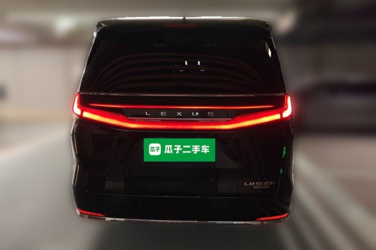Used Lexus LM 2023 500h Six-Seater Prestige Edition Rear