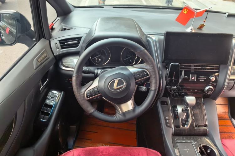Used Lexus LM  Steering Wheel