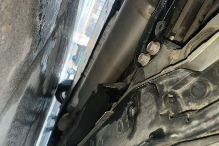 Used Lexus LM 2023 350h Seven-Seat Elegant Edition Chassis Rear Right