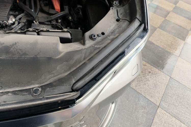Used Lexus LM 2023 350h Seven-Seat Elegant Edition Engine Bay Left